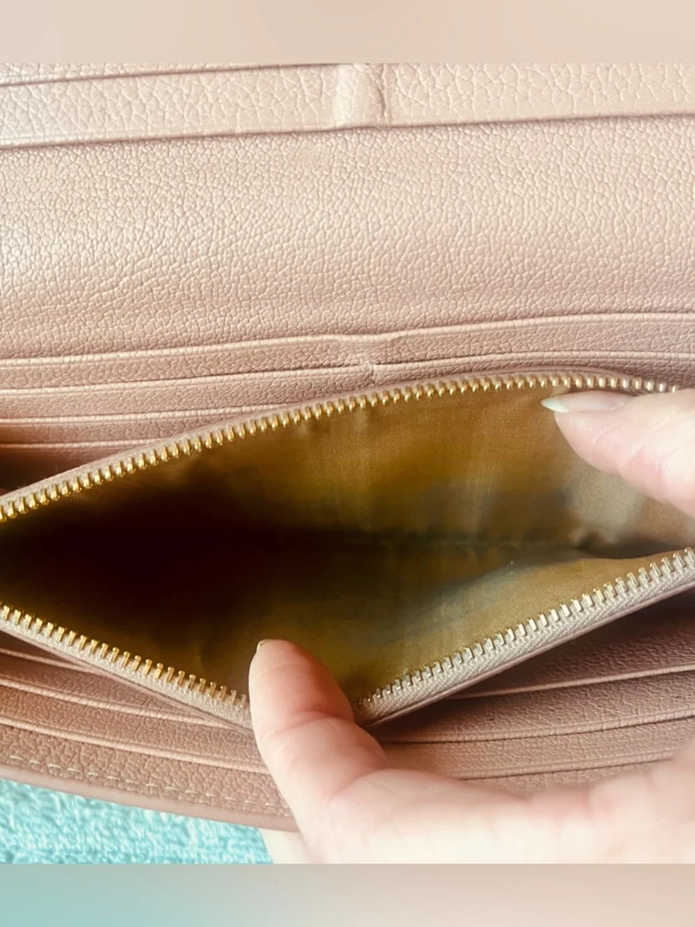 Miu Miu Madras Fiocco Bow Continental Wallet Blush Pink Leather COA -GUC - Picture 6 of 16